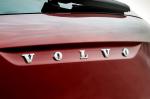 Volvo XC40 D4 R-Design 2017 года (UK)